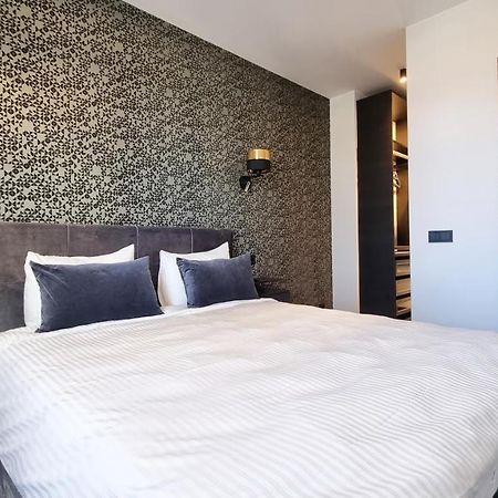 Old Moss Apartment ไคลเพดา ภายนอก รูปภาพ